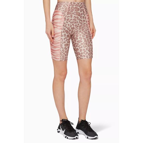 Good American Electric Feel Pink Leopard Bike Shorts, Size 2 (M) - Picture 2 of 10